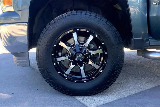 Used 2014 BLUE GRANITE METALLIC Chevrolet LT image 9