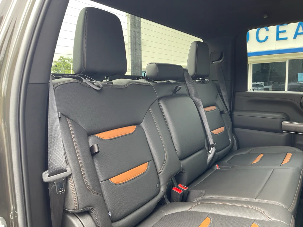 2022 GMC Sierra 2500HD AT4 - Photo 32