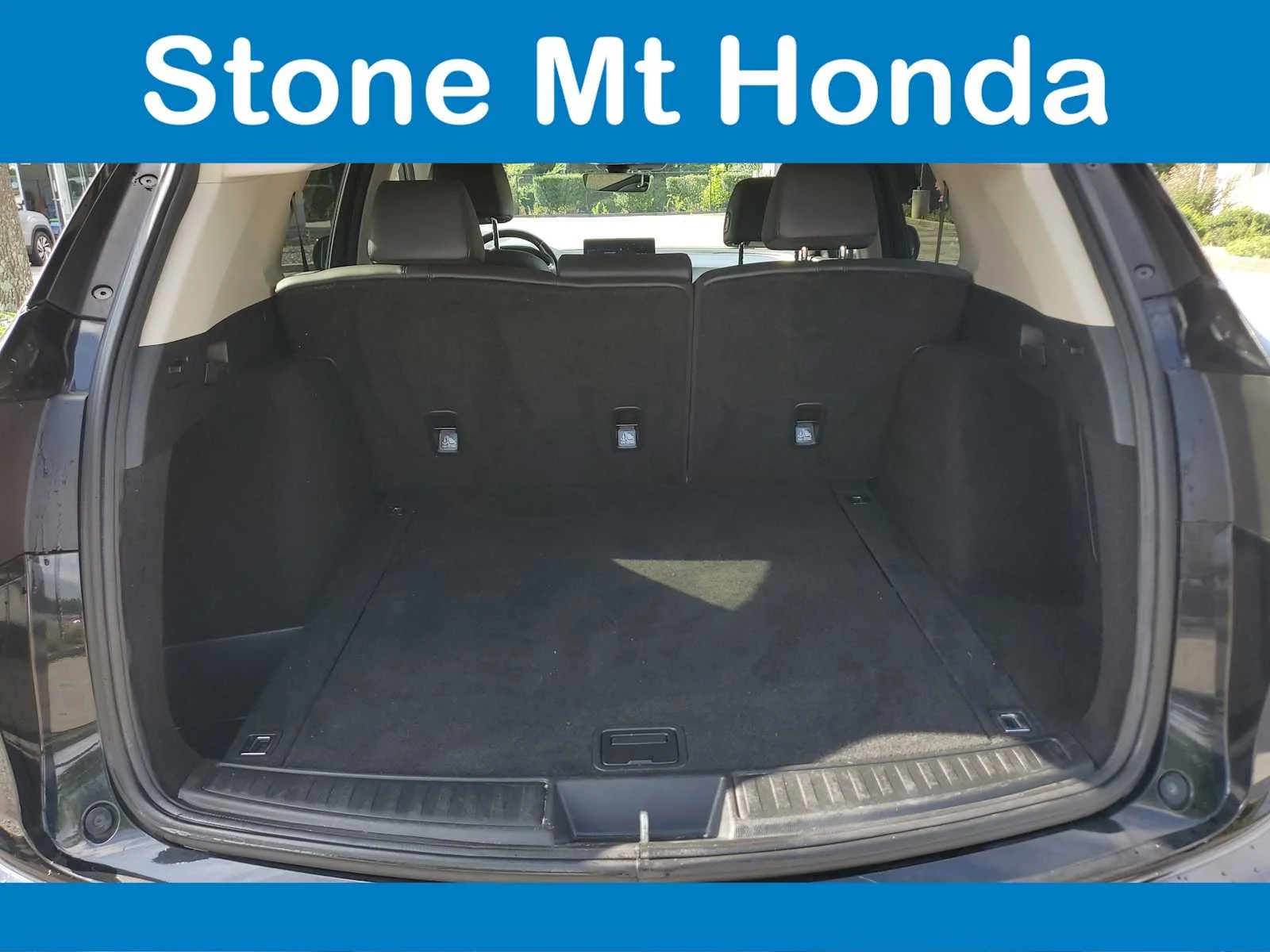 Used 2020 Majestic Black Pearl Acura  image 9