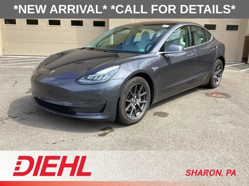 Used 2018 Silver Tesla Long Range image 3