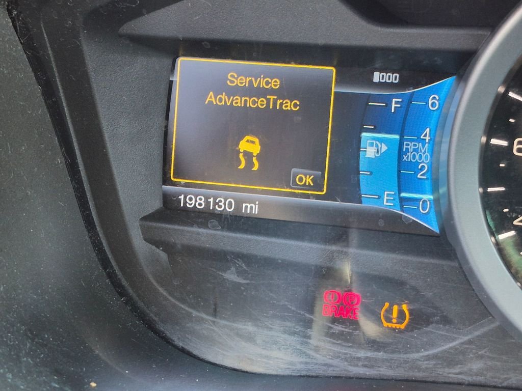 Used 2013 Black Ford XLT image 33