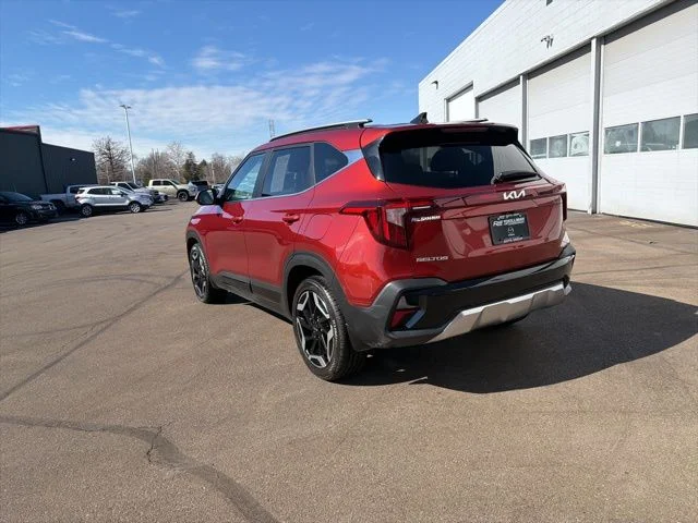 Used 2025 Orange Kia SX image 13