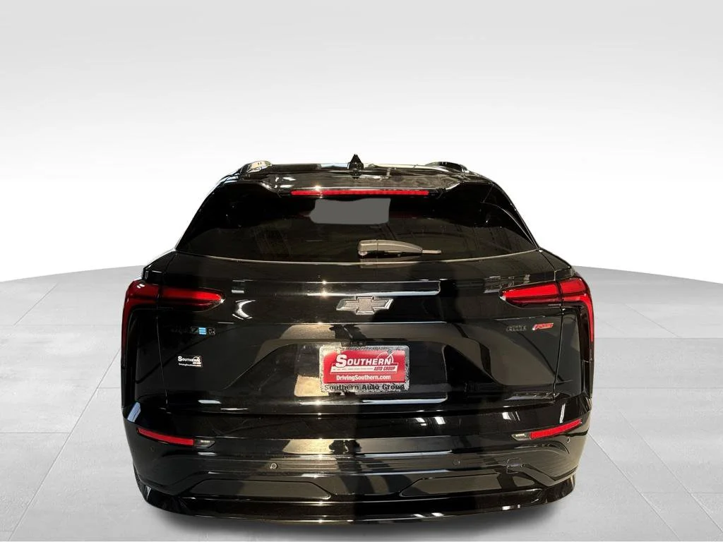 Used 2024 Black Chevrolet RS image 7