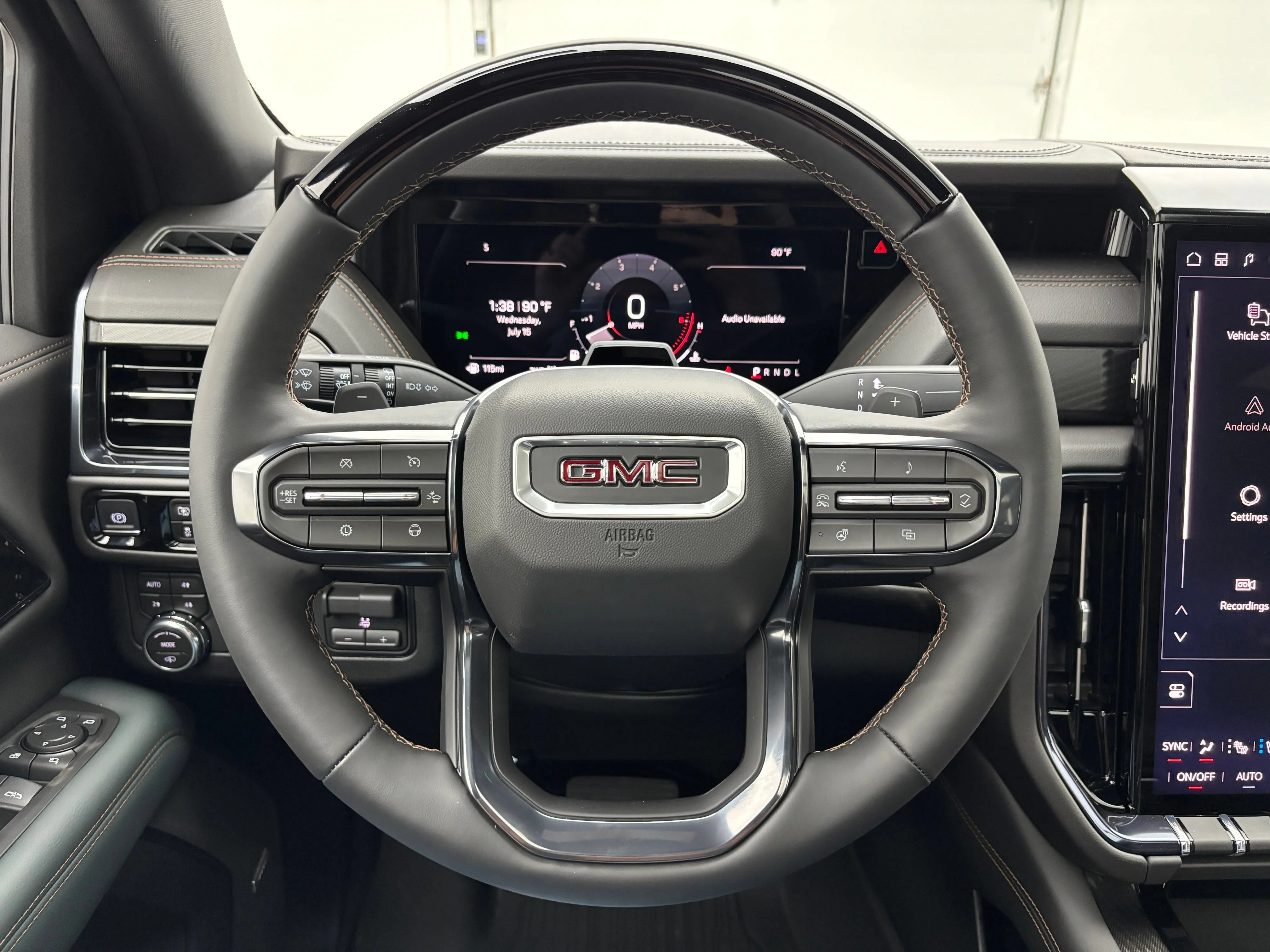 2026 GMC Yukon AT4 - Photo 22