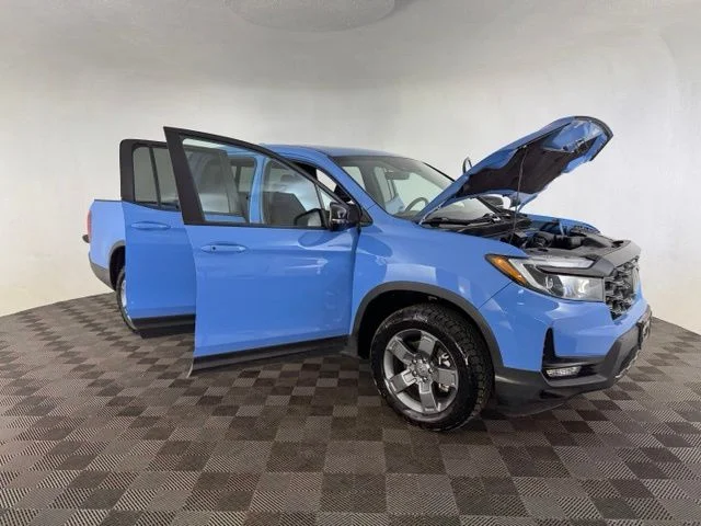Used 2024  Honda TrailSport image 10
