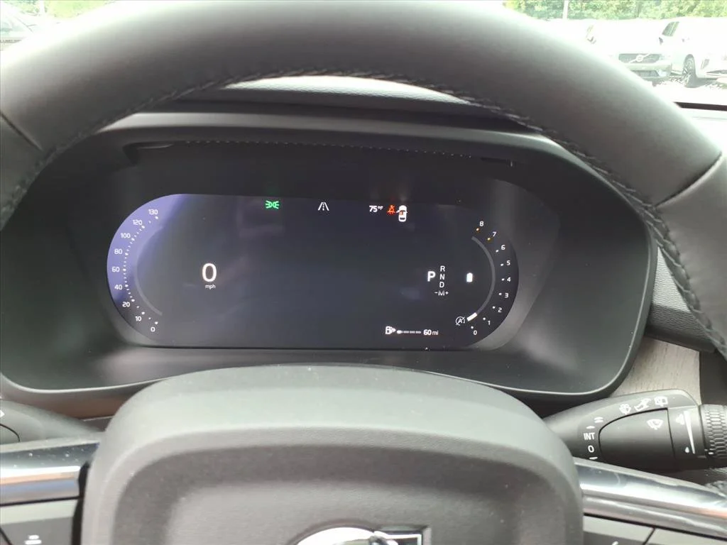 New 2026 Onyx Black Volvo Plus image 17