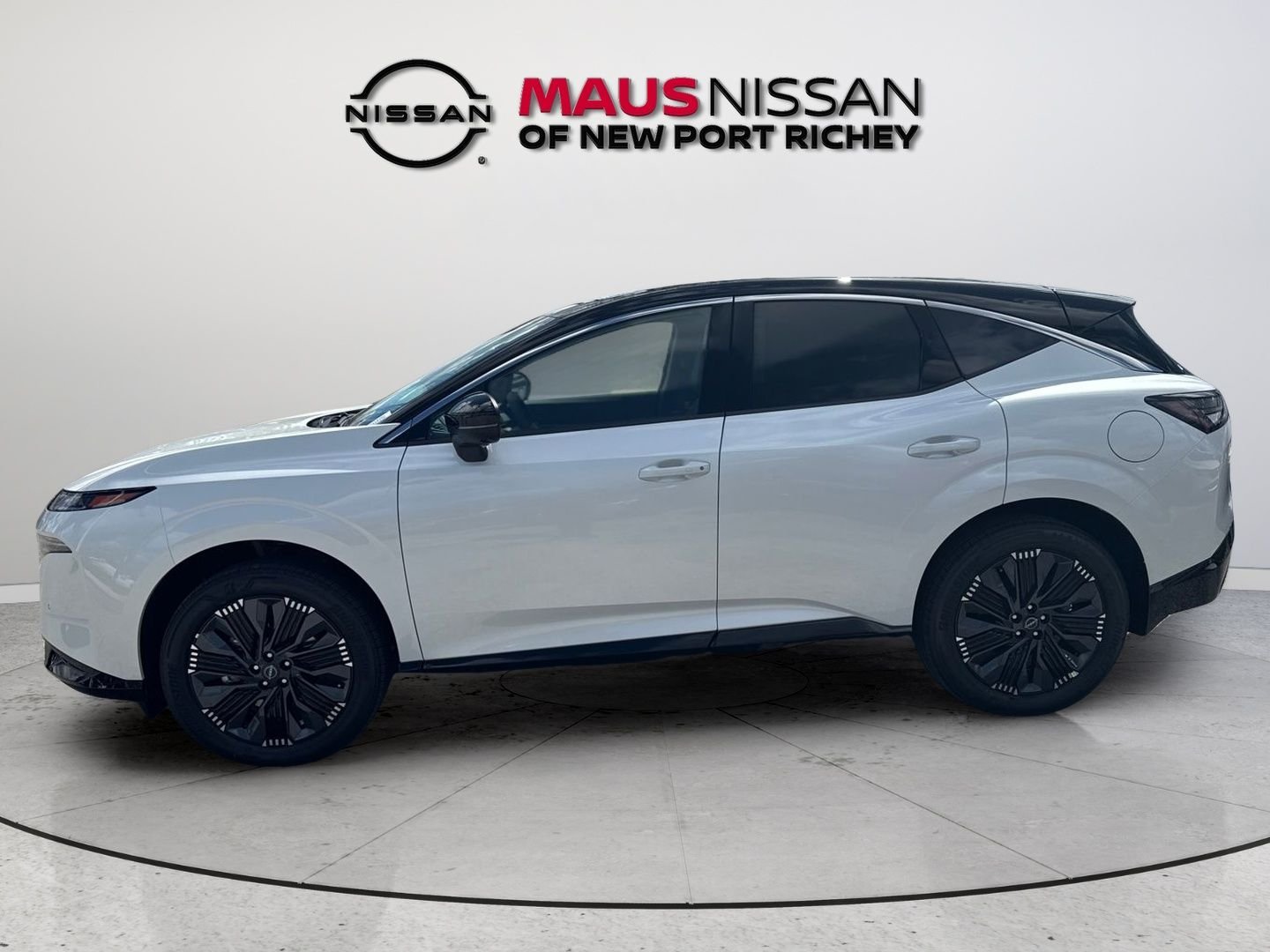 New 2026 White Nissan Platinum image 5
