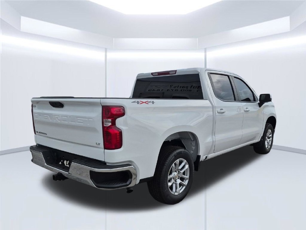 New 2026 Summit White Chevrolet LT (2FL) image 6