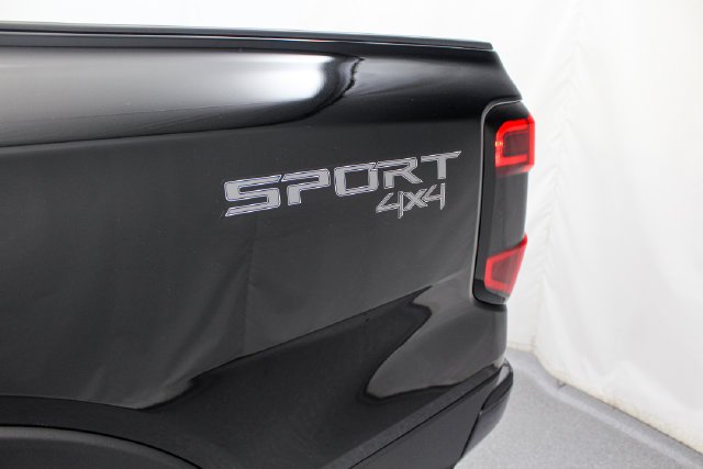 New 2026 Shadow Black Ford XLT image 20