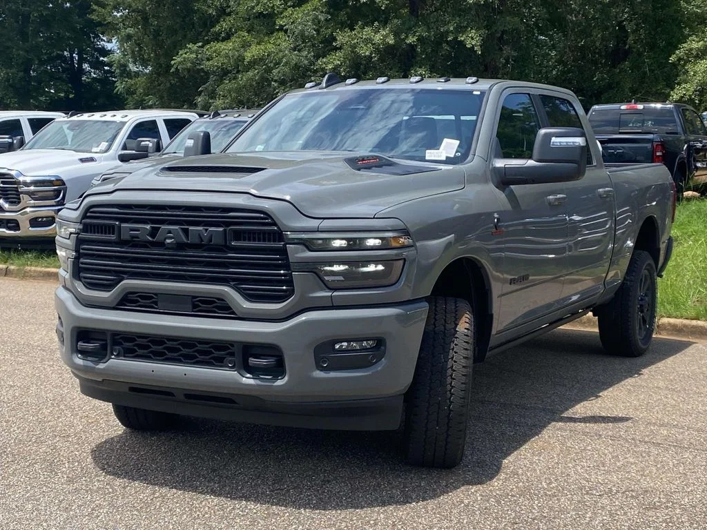 New 2026 Ceramic Gray Clear-Coat Exterior Paint RAM Laramie image 3