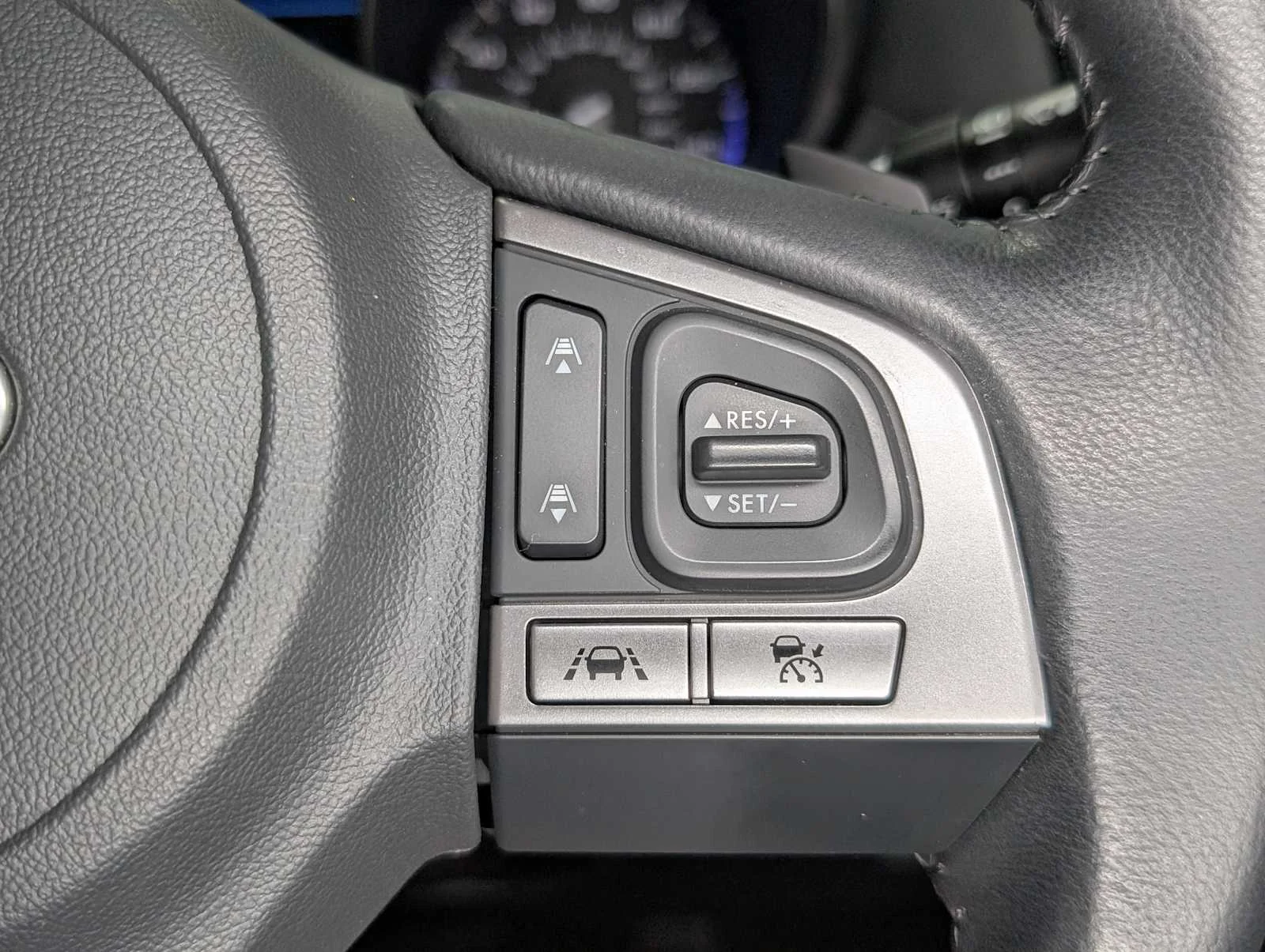 Used 2016 Ice Silver Metallic Subaru 2.5i Limited image 36