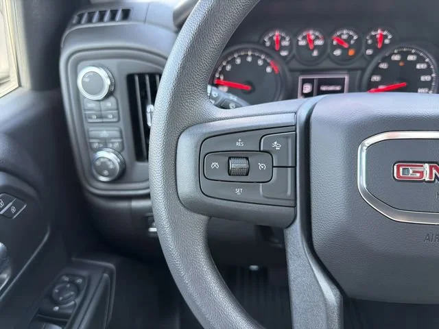 New 2026 Summit White GMC Pro image 28