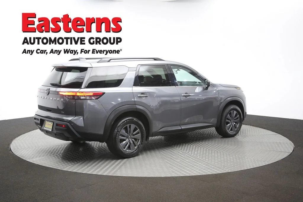 Used 2022 Gray Nissan SV image 42