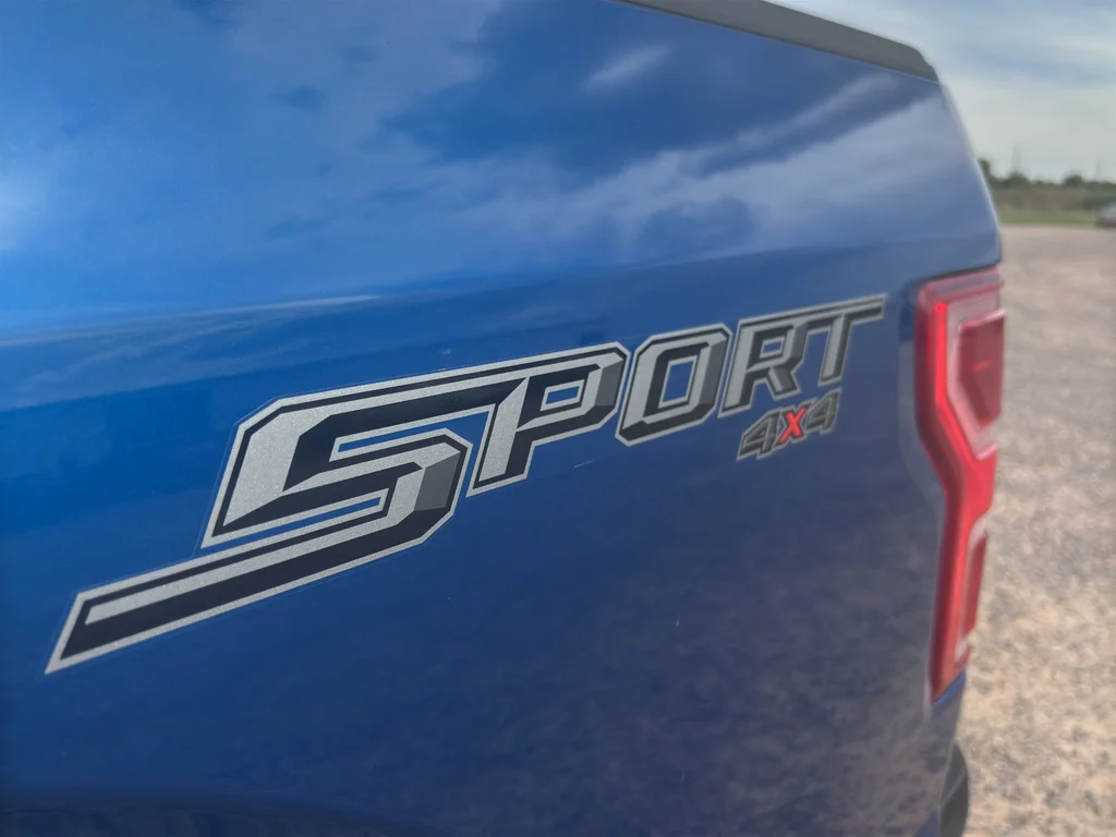 Used 2018 Lightning Blue Ford XLT image 30