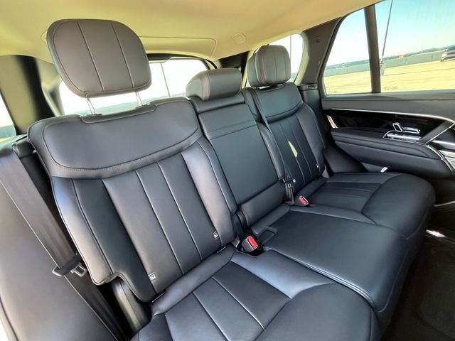 Certified Used 2023 White Land Rover SE image 17