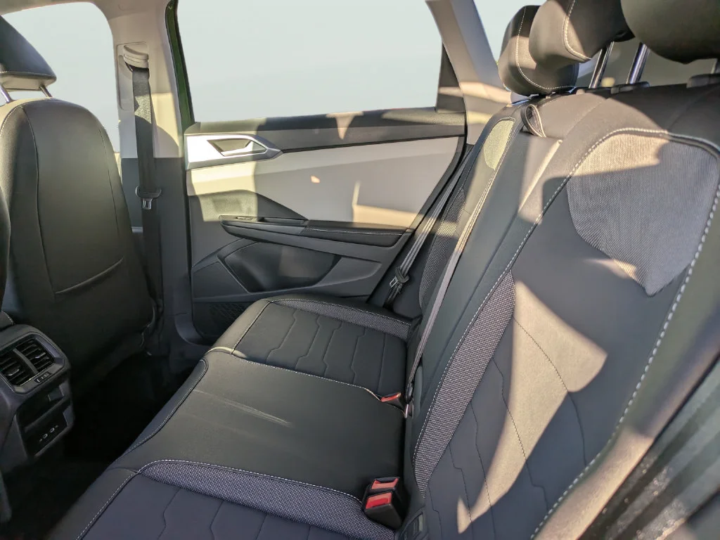 New 2027 Green Volkswagen 1.5T SE image 16