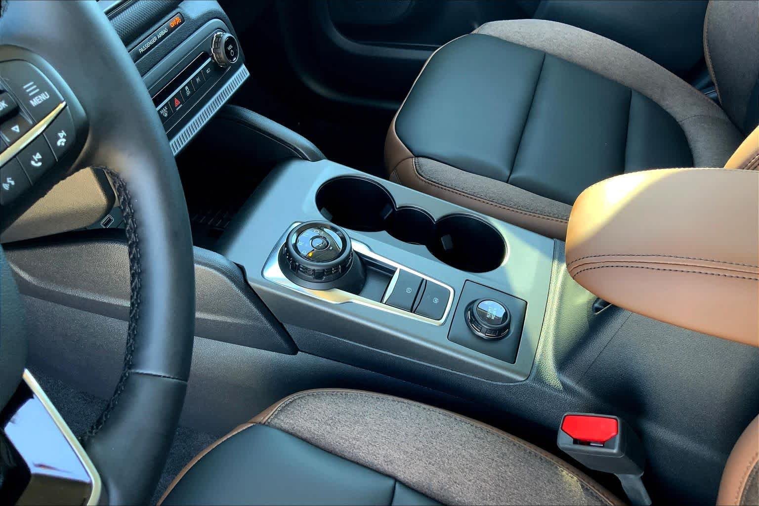 New 2025 Carbonized Gray Metallic Ford Outer Banks® image 7