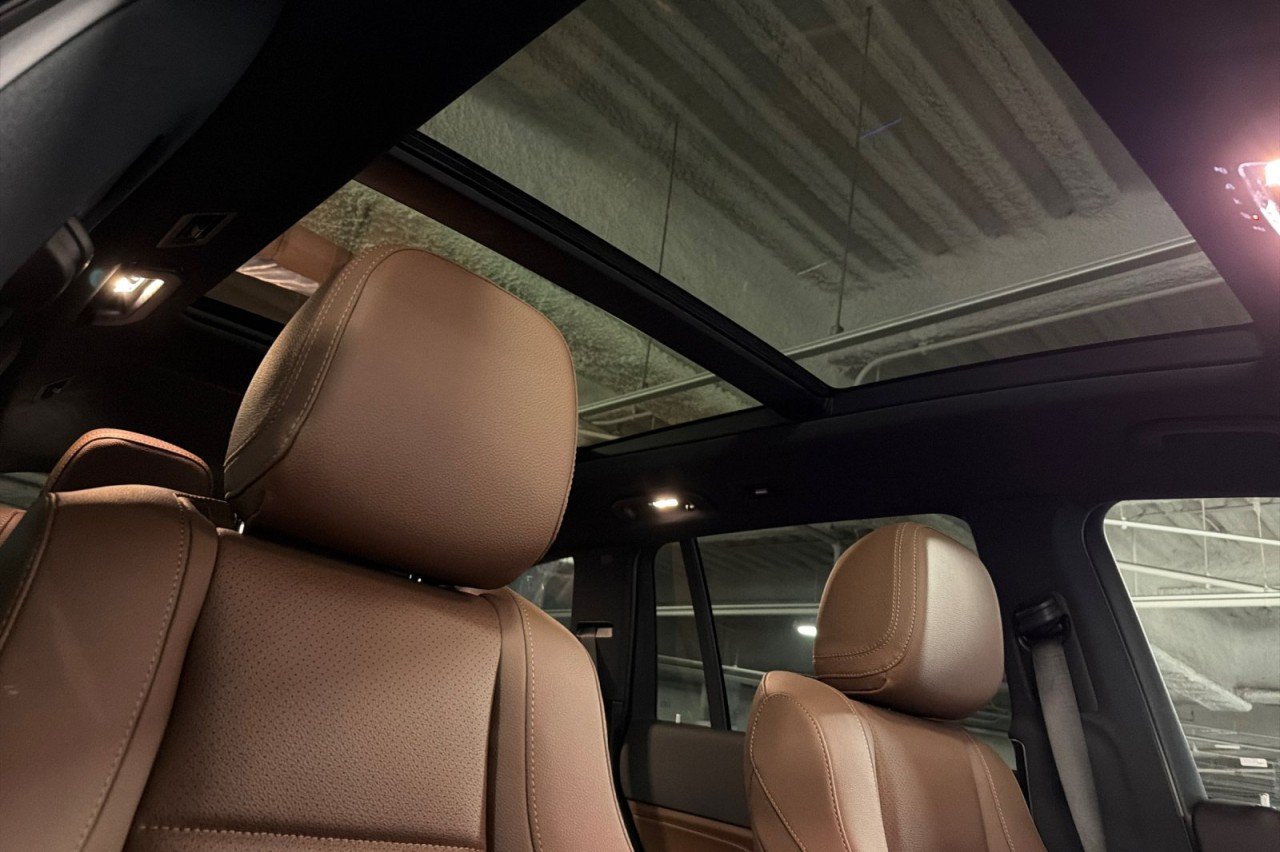 New 2026 Obsidian Black Metallic Mercedes-Benz GLS 450 4MATIC® SUV image 17