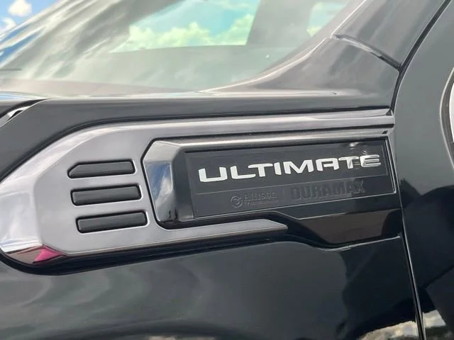 Used 2026 Onyx Black GMC Denali Ultimate image 11
