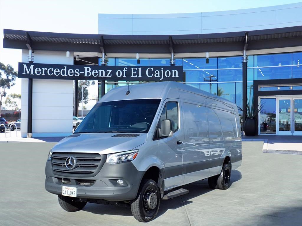 2024 Mercedes-Benz Sprinter 3500XD 170 Ext WB High Roof 4x4's photo