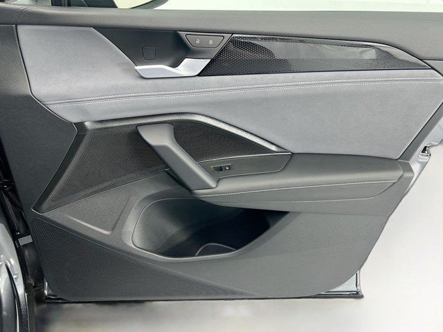 New 2026 Platinum Gray Metallic Volkswagen 2.0T SE R-Line Black image 23