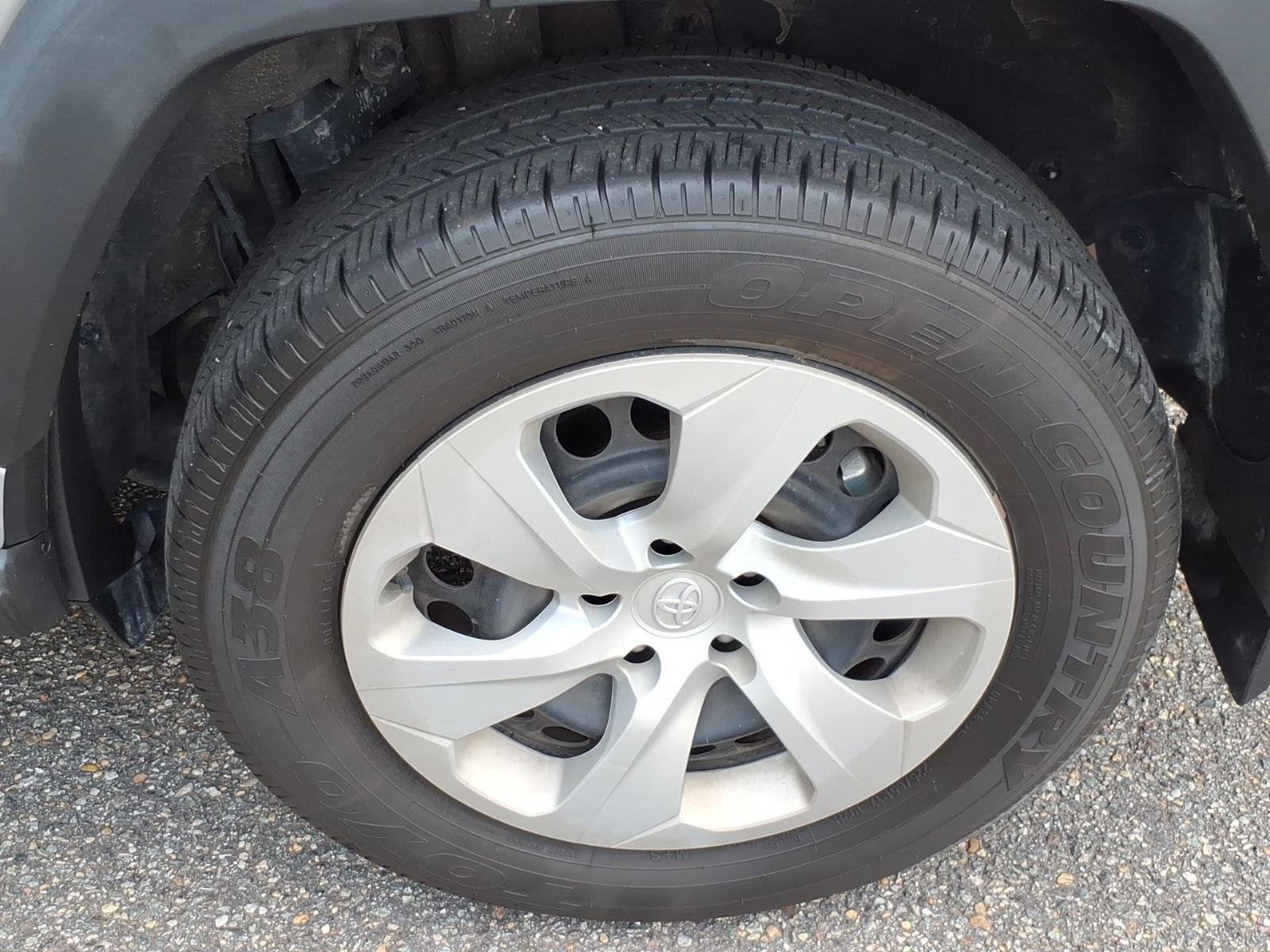 Used 2024 Silver Sky Metallic Toyota LE image 5