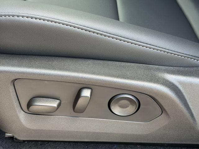 2026 Chevrolet Colorado LT - Photo 22