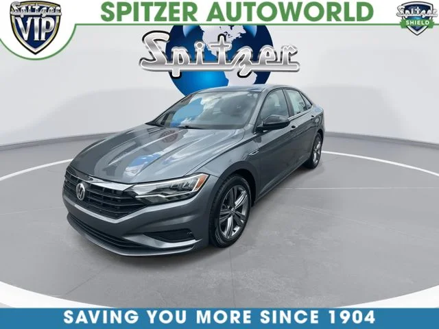 Used 2021 Gray Volkswagen R-Line image 4