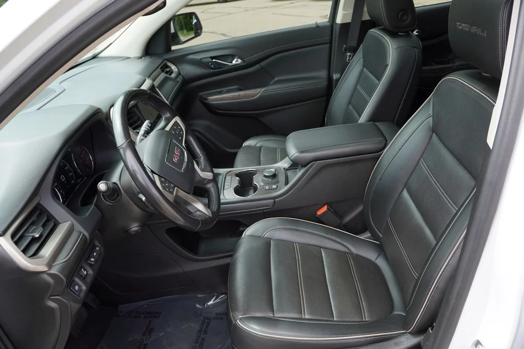 2022 GMC Acadia Denali - Photo 15