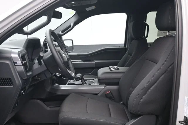 New 2026 Avalanche Ford XLT image 6