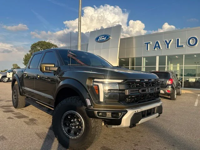 Used 2024 Green Ford Raptor image 4