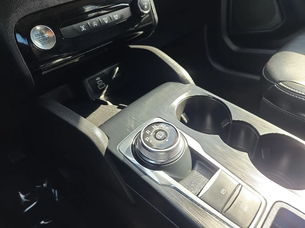 Used 2025 Carbonized Grey Metallic Ford Platinum image 16