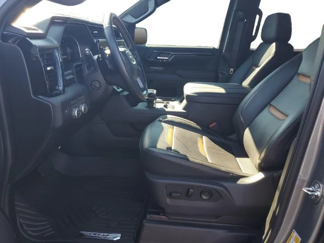 Used 2026 Sterling Metallic GMC AT4 image 9