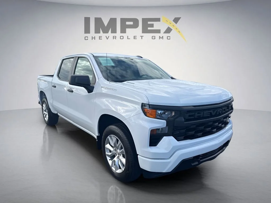 Used 2026 Summit White Chevrolet Custom image 7