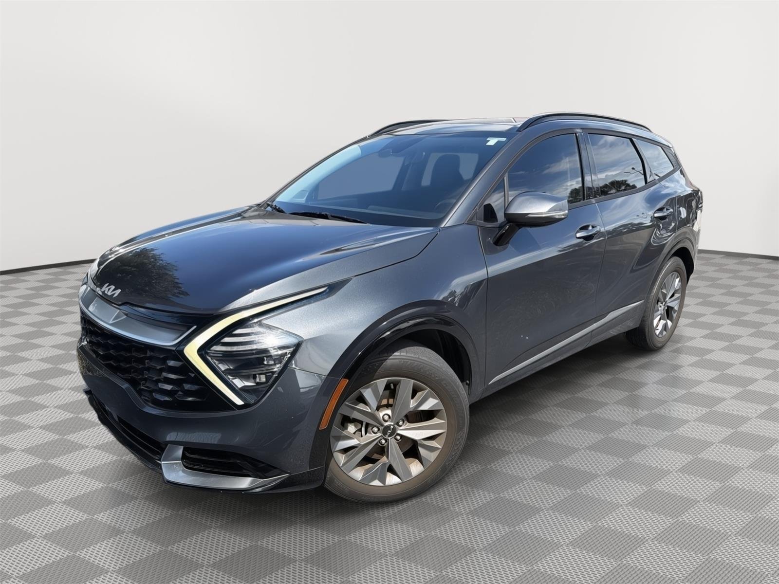 Used 2024 Gravity Gray Kia SX image 1