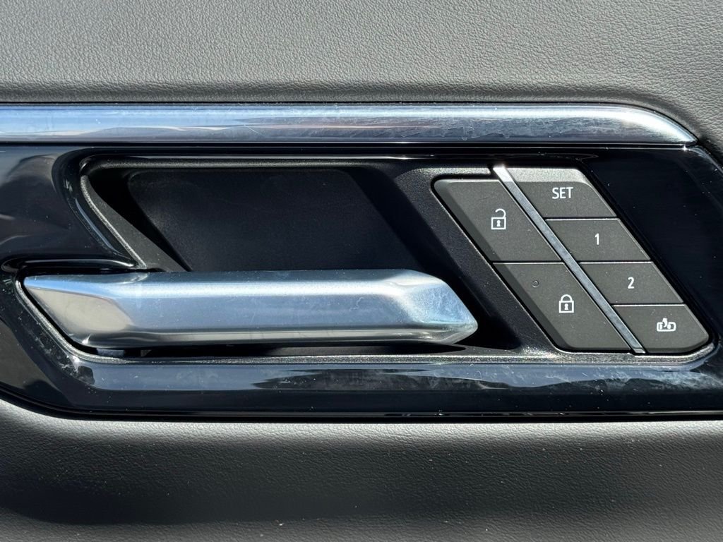 Used 2025 Gray Chevrolet Premier image 18