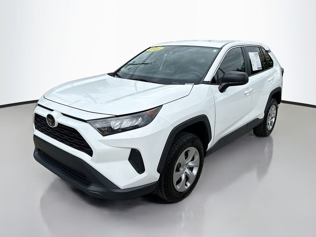 Used 2022 White Toyota LE image 3
