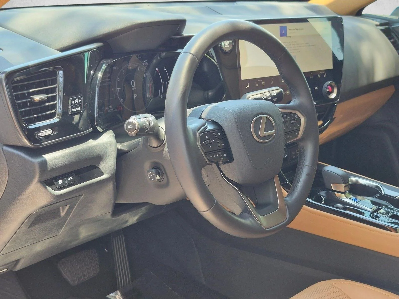 Certified Used 2025 Eminent White Pearl Lexus PREMIUM image 10