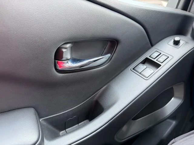 2025 Nissan Frontier SV - Photo 24