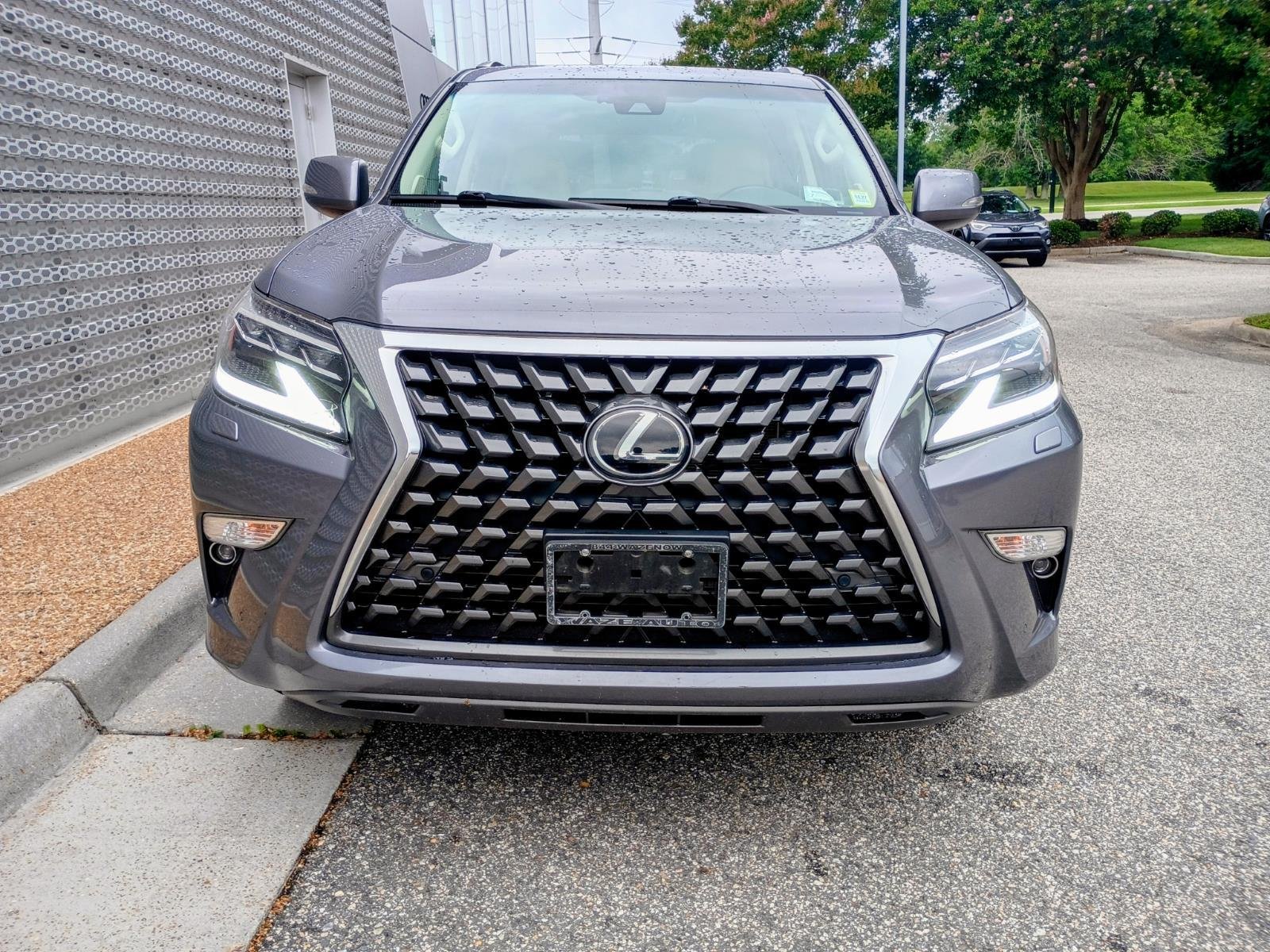 Used 2021  Lexus GX 460 Premium image 4
