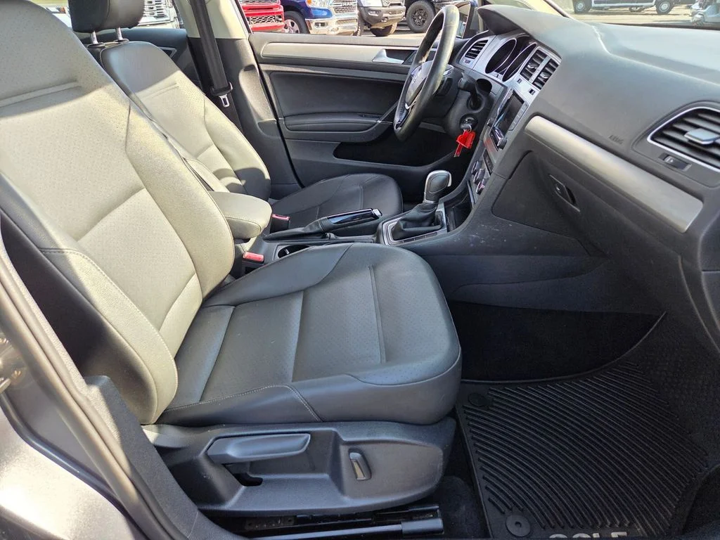 Used 2015 Gray Volkswagen TSI S 4-Door image 19