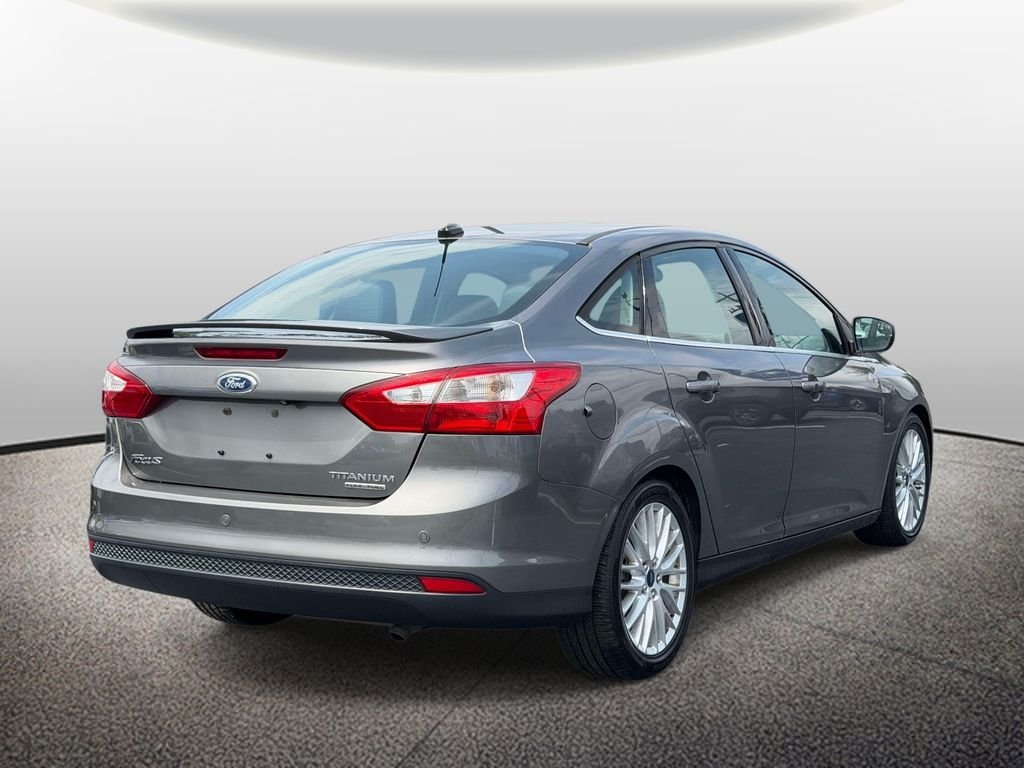 Used 2014 Gray Ford Titanium image 2