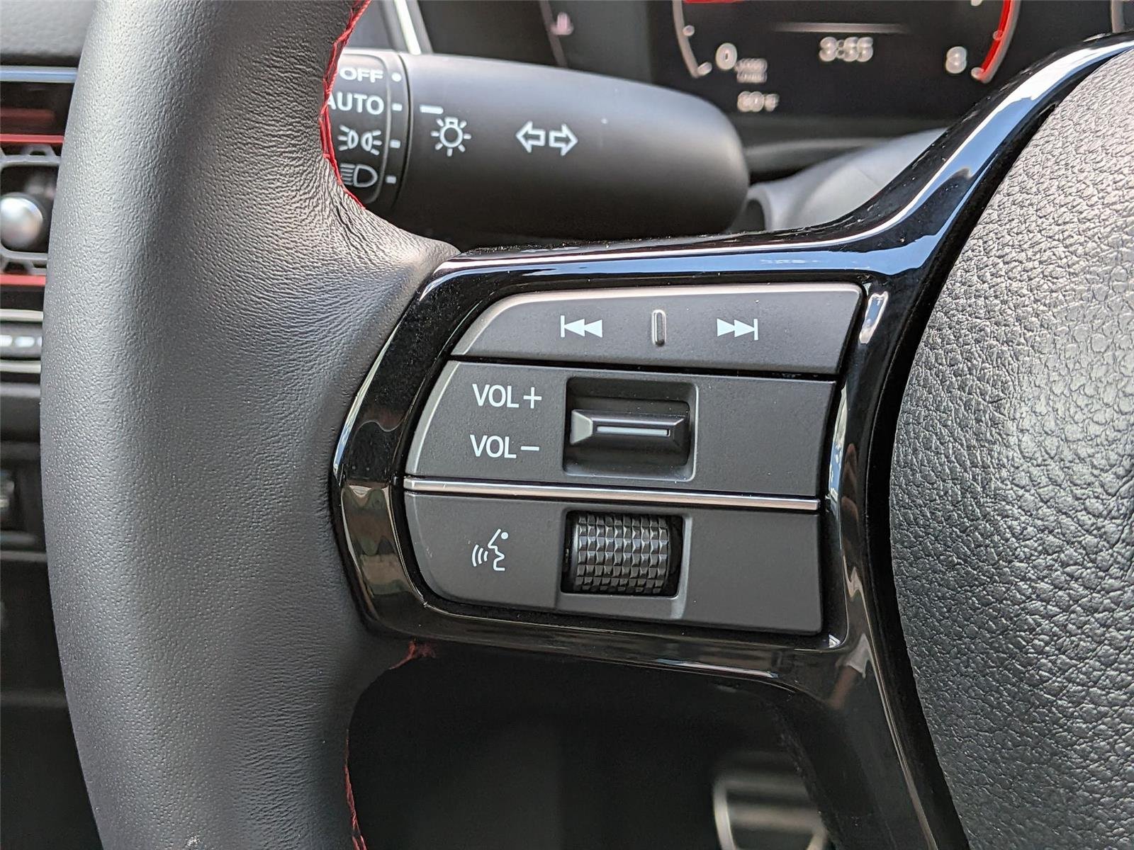 Used 2026 Platinum White Pearl Honda SI image 17