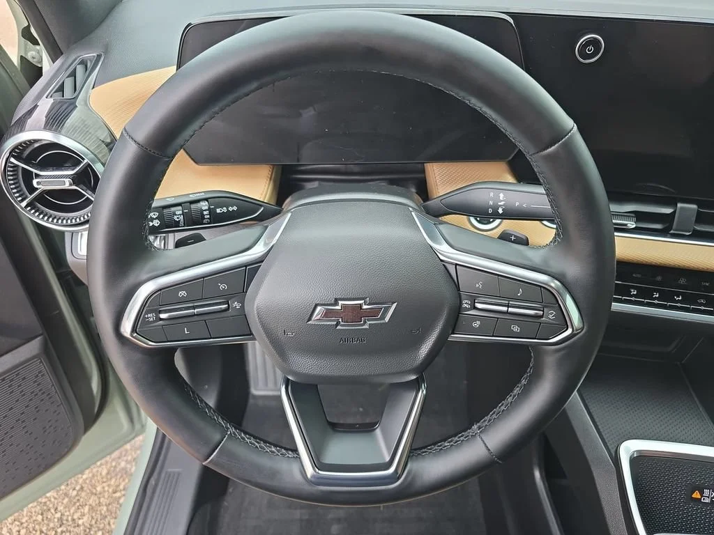 2025 Chevrolet Equinox ACTIV - Photo 11