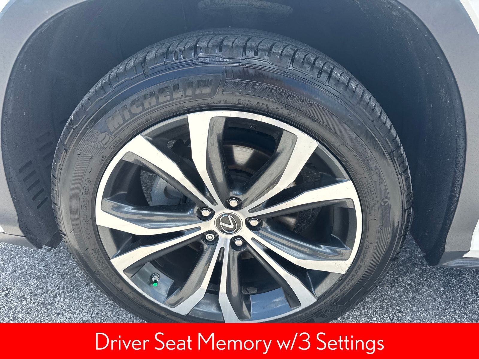 Used 2019 White Lexus 350 image 20