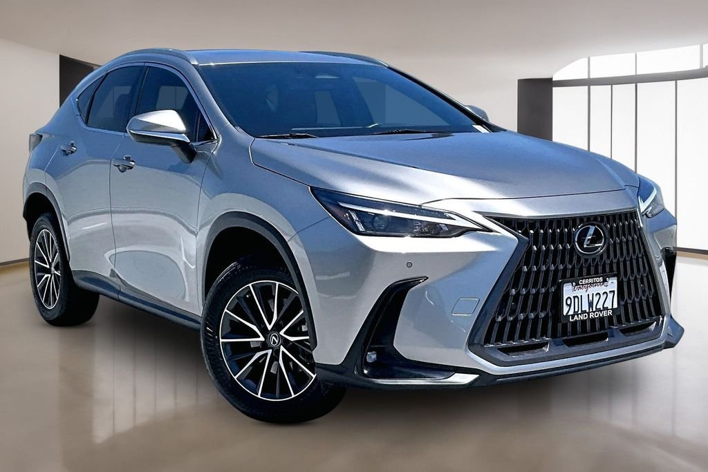Used 2022 Atomic Silver Lexus 350h Premium image 3
