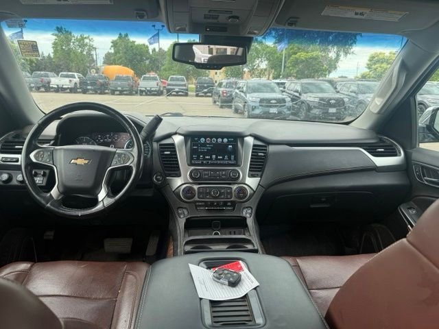 Used 2019 Black Chevrolet Premier image 17