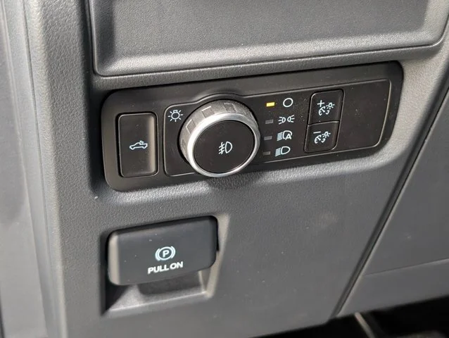 New 2026 Oxford White Ford STX® image 45