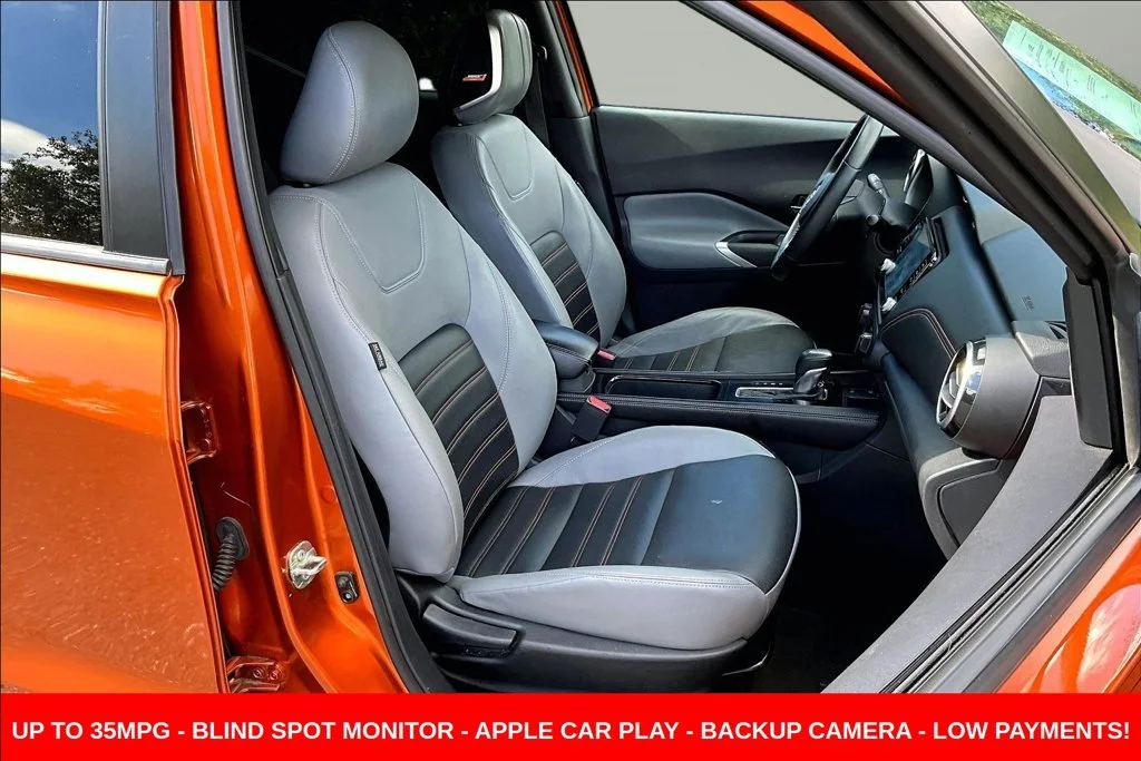 Used 2023 Orange Nissan SR image 33