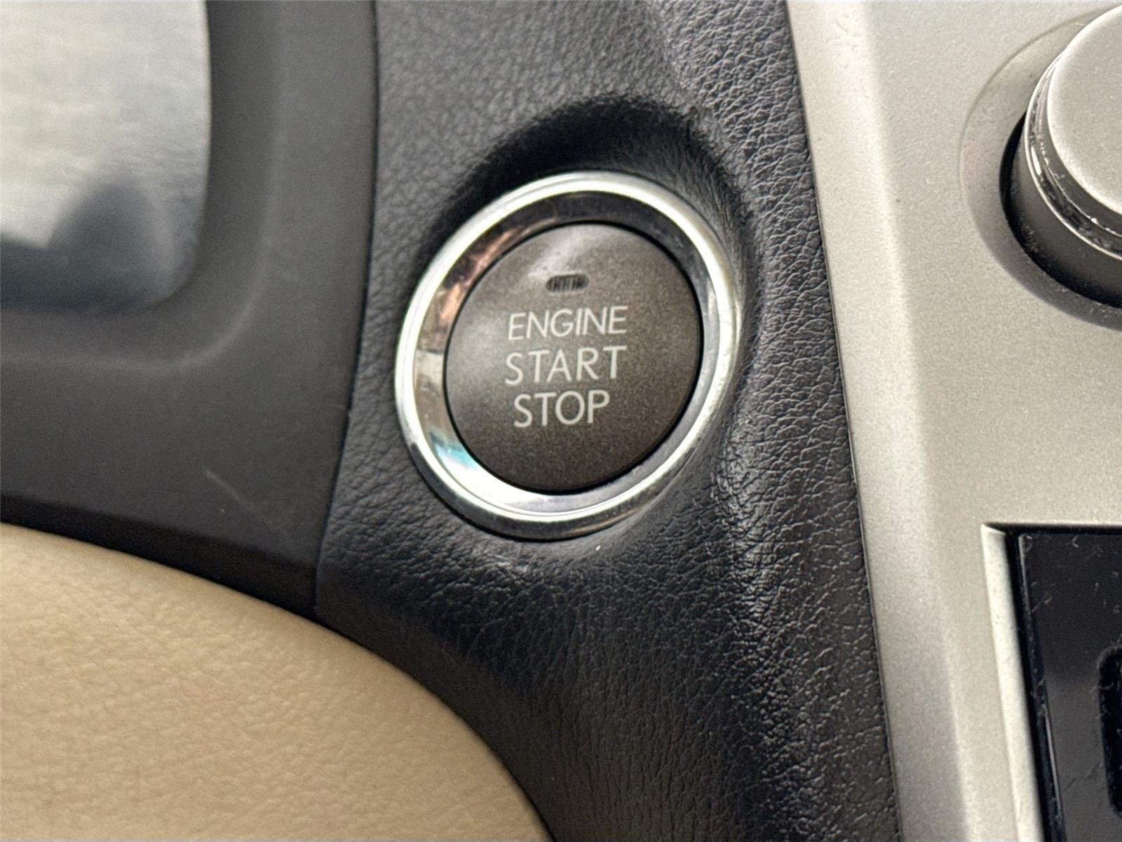 Used 2010 Obsidian Lexus 4DR FWD image 21